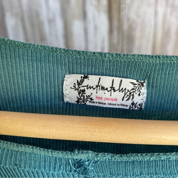 Intimately Free People Waffle Knit Teal Thermal With Thumb Holes Women’s Large - Picture 5 of 5